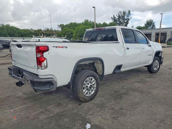 2025 CHEVROLET SILVERADO LT