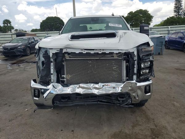 2025 CHEVROLET SILVERADO LT