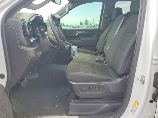 2025 CHEVROLET SILVERADO LT