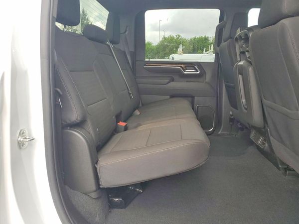 2025 CHEVROLET SILVERADO LT