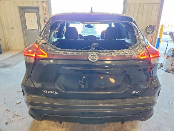 2021 NISSAN KICKS SV