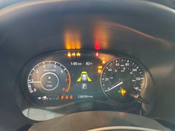 2021 NISSAN KICKS SV