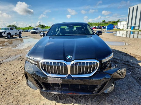 2026 BMW 530 xDrive — DIRF