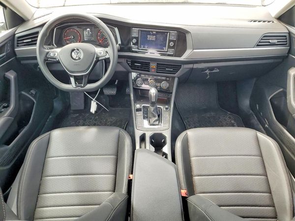 2021 VOLKSWAGEN JETTA S / SE / R-Line