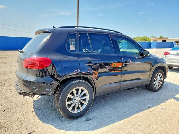 2017 VOLKSWAGEN TIGUAN S, Limited