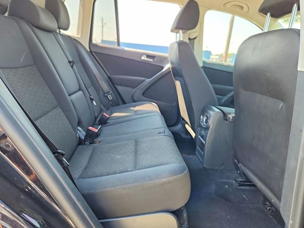 2017 VOLKSWAGEN TIGUAN S, Limited