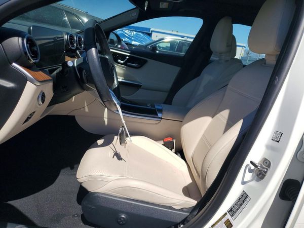 2024 MERCEDES-BENZ C C300