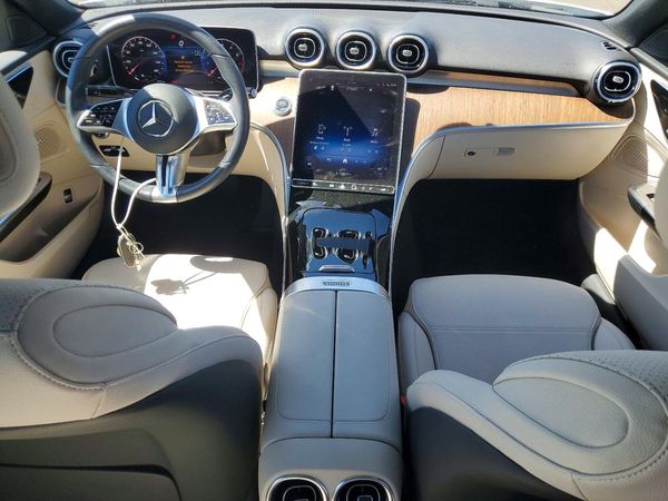 2024 MERCEDES-BENZ C C300