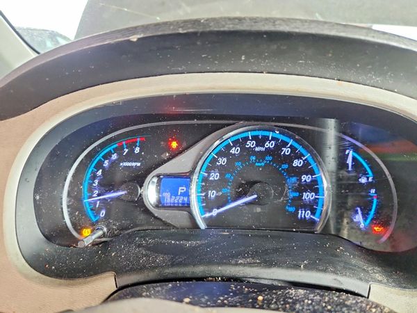 2012 TOYOTA SIENNA