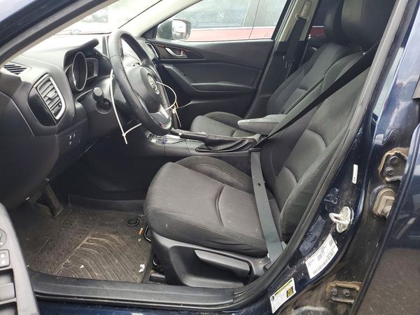 2015 MAZDA 3 Touring/GS — DENT