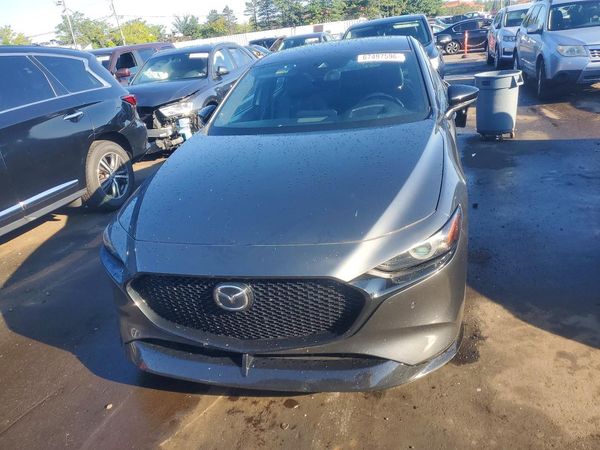 2021 MAZDA 3