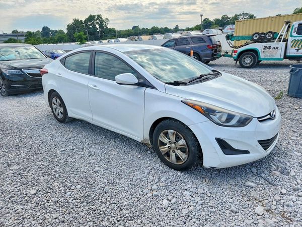 2016 HYUNDAI ELANTRA
