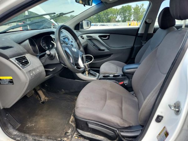 2016 HYUNDAI ELANTRA