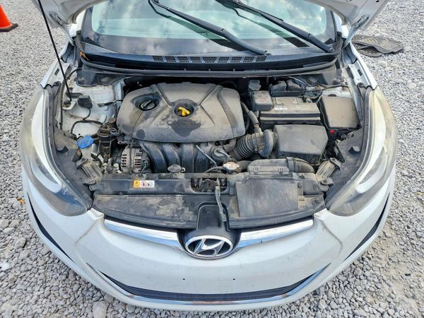 2016 HYUNDAI ELANTRA