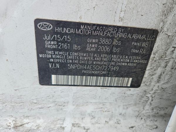 2016 HYUNDAI ELANTRA