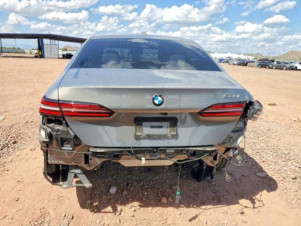 2024 BMW 530