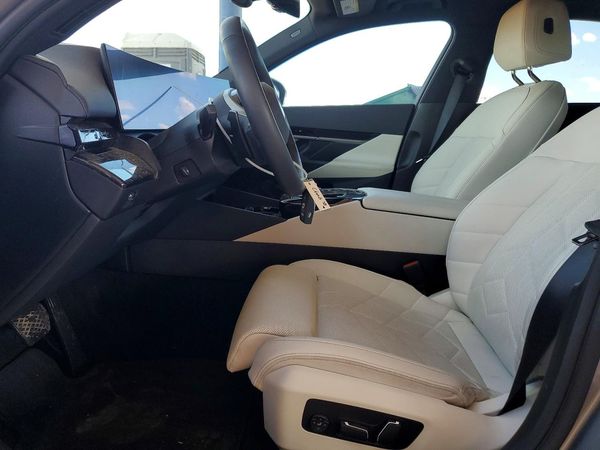 2024 BMW 530
