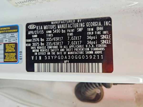 2016 KIA SORENTO L / LX