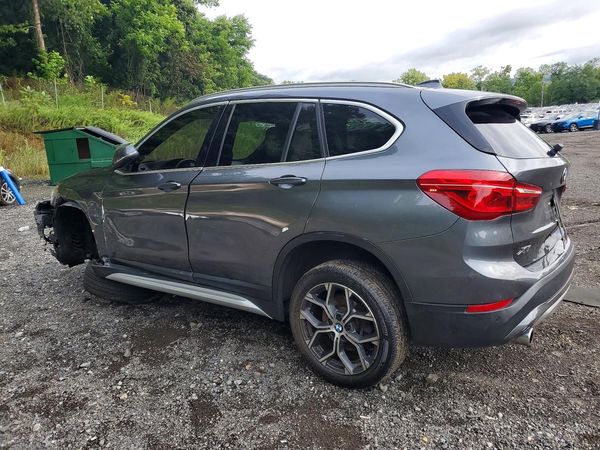 2022 BMW X1