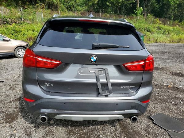 2022 BMW X1