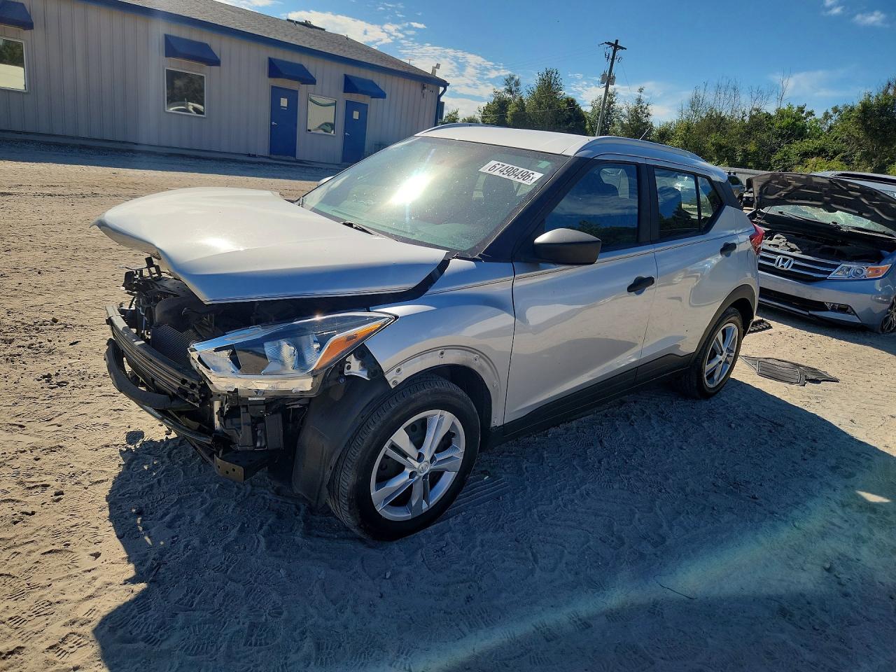 2019 NISSAN KICKS