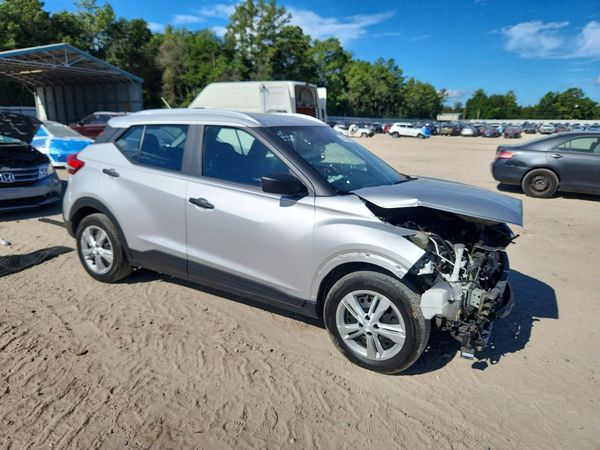 2019 NISSAN KICKS