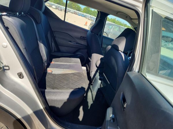 2019 NISSAN KICKS