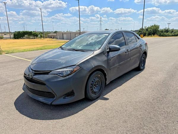 2017 TOYOTA COROLLA