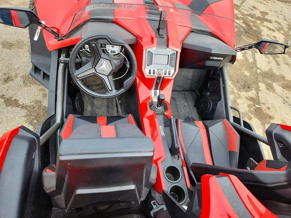 2016 POLARIS SLINGSHOT Open Cab — CKPT