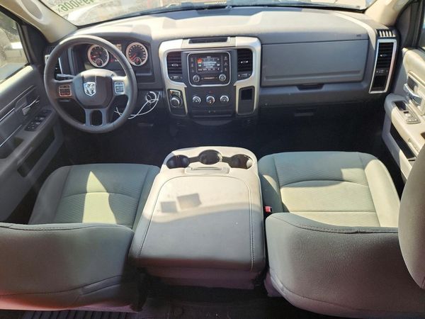 2018 RAM 1500 SLT
