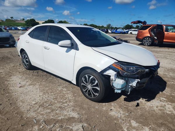 2017 TOYOTA COROLLA