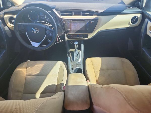 2017 TOYOTA COROLLA