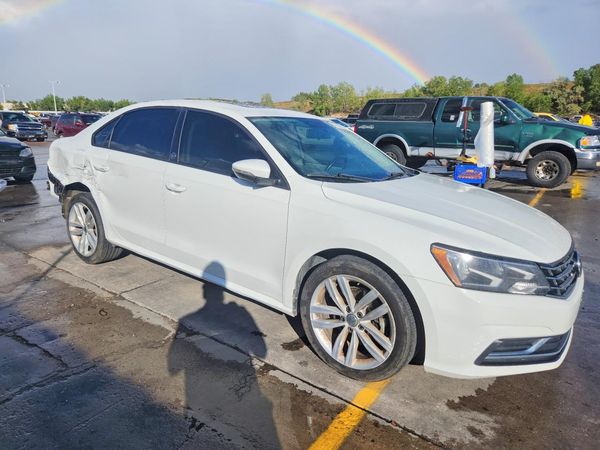 2019 VOLKSWAGEN PASSAT