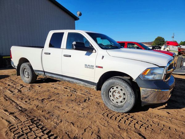 2016 RAM 1500 ST — Passenger 3/4