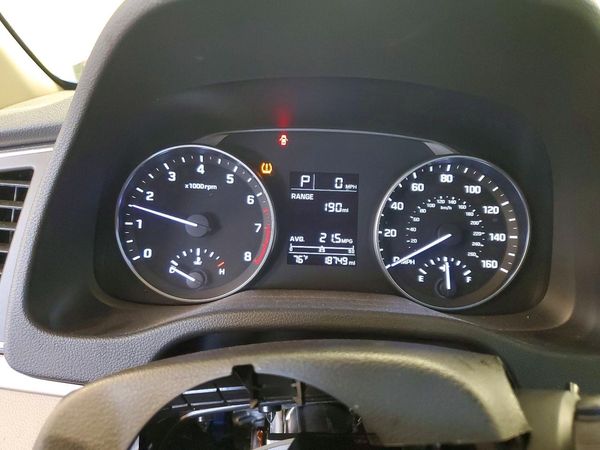 2017 HYUNDAI ELANTRA — ODOM