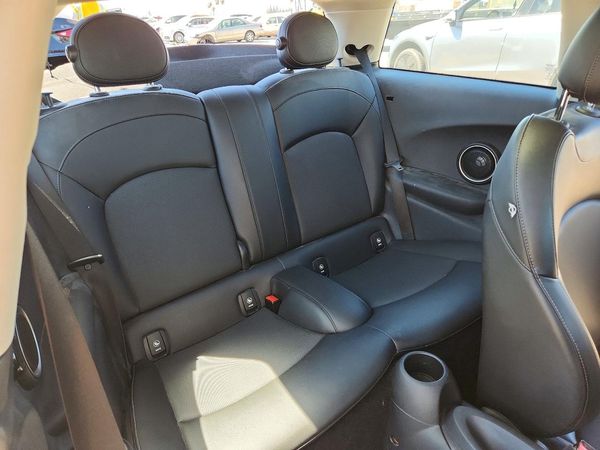 2014 MINI COOPER