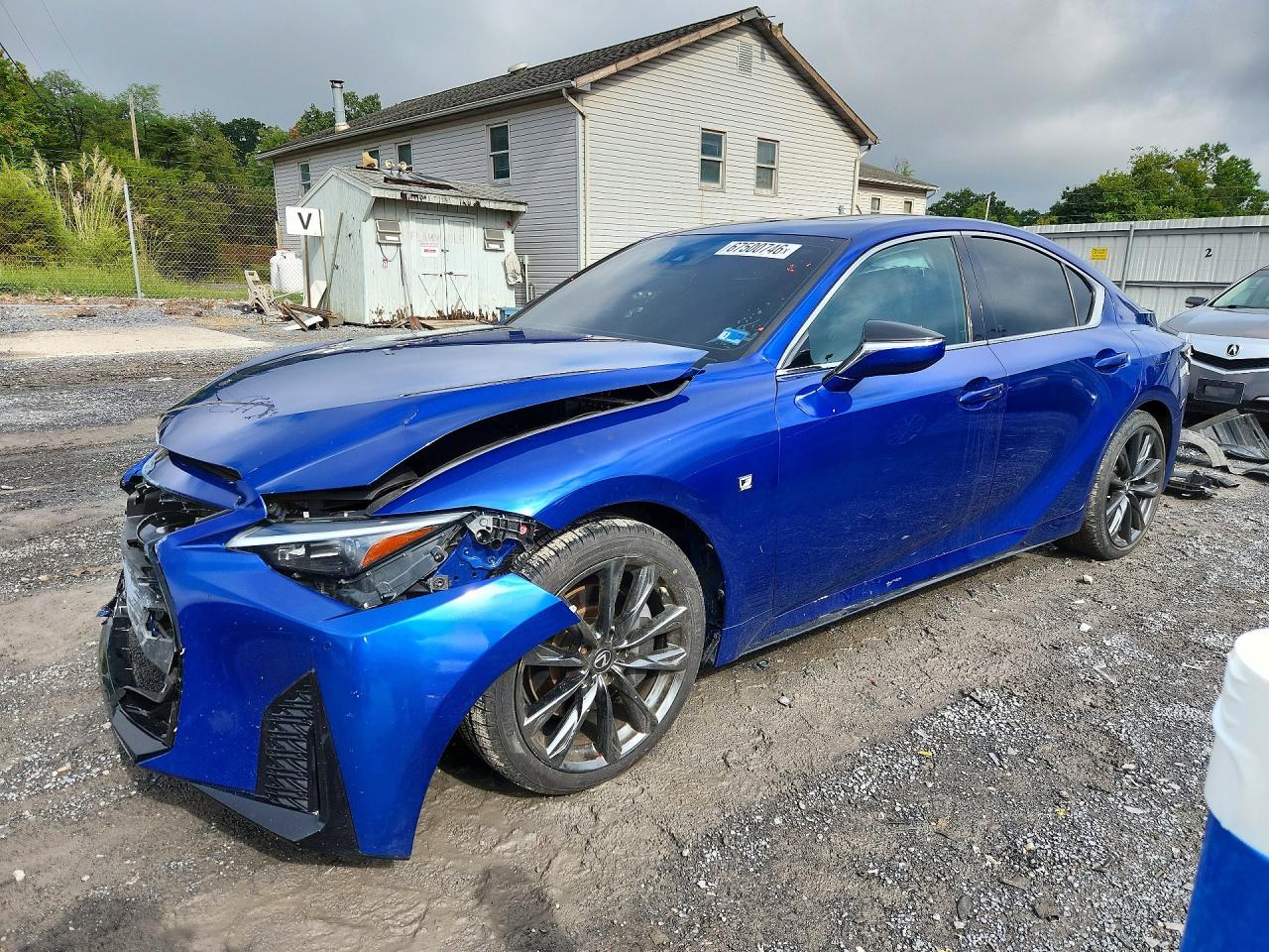 2022 LEXUS IS