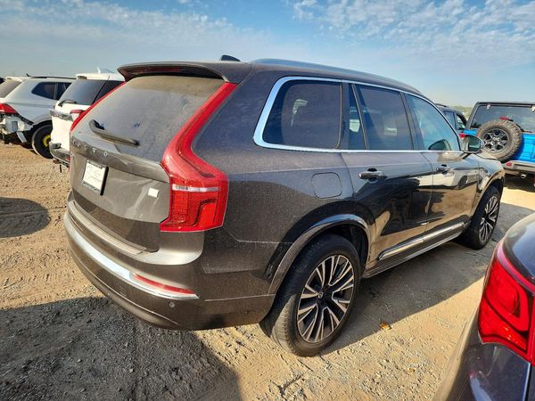 2024 VOLVO XC90 Plus Bright