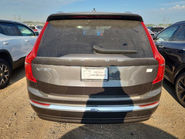 2024 VOLVO XC90 Plus Bright