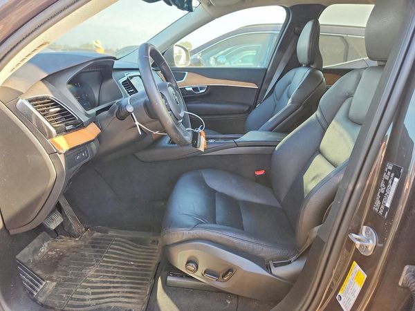 2024 VOLVO XC90 Plus Bright