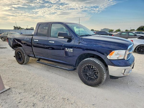 2018 RAM 1500 SLT