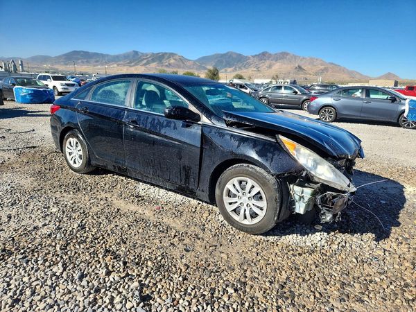 2012 HYUNDAI SONATA
