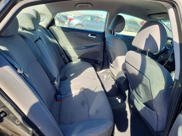 2012 HYUNDAI SONATA