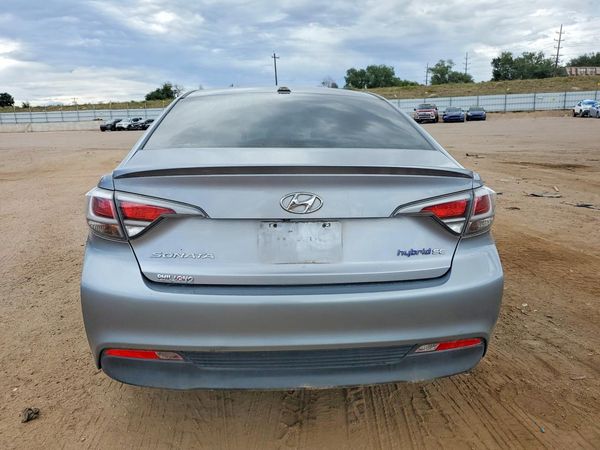2017 HYUNDAI SONATA SE