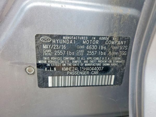 2017 HYUNDAI SONATA SE