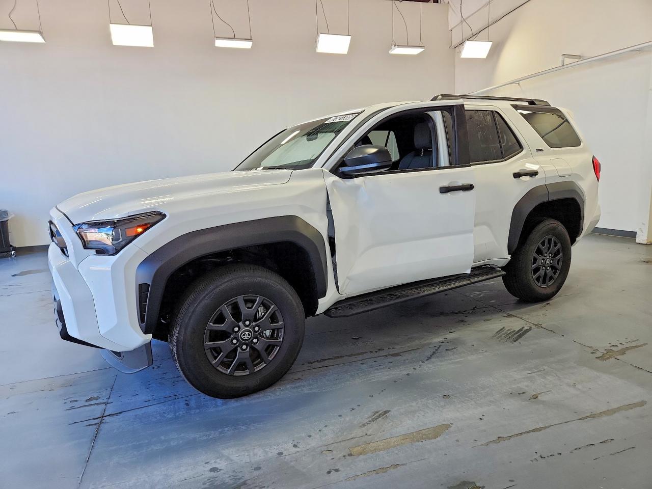 2026 TOYOTA 4RUNNER — Front 3/4