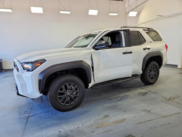 2026 TOYOTA 4RUNNER — Front 3/4