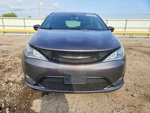 2020 CHRYSLER PACIFICA