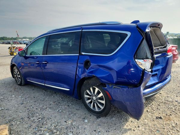 2020 CHRYSLER PACIFICA Touring L Plus