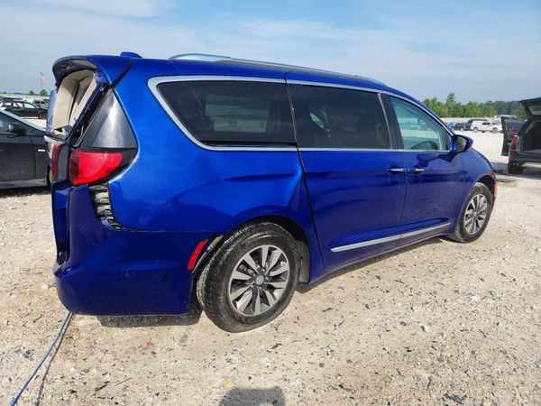 2020 CHRYSLER PACIFICA Touring L Plus